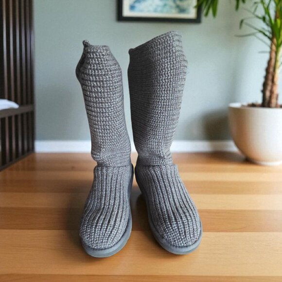 UGG ( 6-7 ) CARDY GREY Oversized Sweater Knit Cuffed Slipper/Boots - Picture 3 of 11